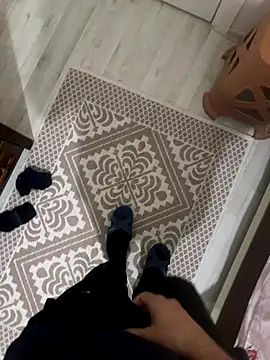 LAZ3R1 online show from November 18, 10:25 pm