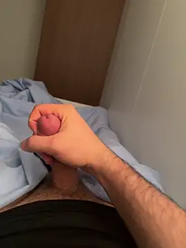 LAZ3R1 online show from March 1, 4:03 am