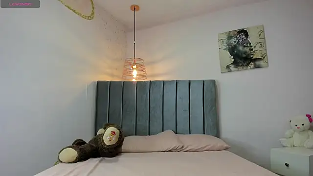 debora ortiz online show from September 29, 1:16 pm