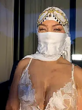 Snapshot of _hafsa_ chatting on October 24, 10:50 pm hafsa online show from October 24, 10:50 pm