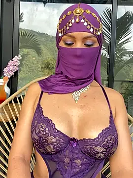 Snapshot of _hafsa_ chatting on October 25, 8:47 pm hafsa online show from October 25, 8:47 pm