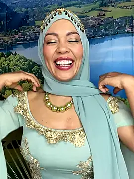  hafsa  online show from December 2, 4:13 pm