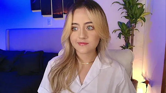 MaryMoon  online show from November 15, 2:42 am