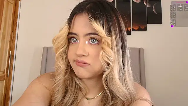 MaryMoon  online show from December 16, 6:02 pm