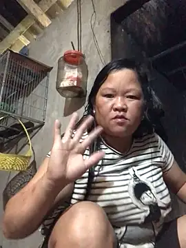 Snapshot of riso-00 chatting on September 18, 2:35 am riso-00 online show from September 18, 2:35 am