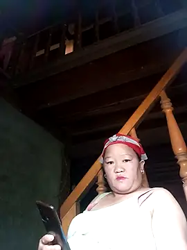 Snapshot of riso-00 chatting on October 5, 3:38 am riso-00 online show from October 5, 3:38 am