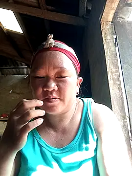 Snapshot of riso-00 chatting on October 11, 6:34 am riso-00 online show from October 11, 6:34 am