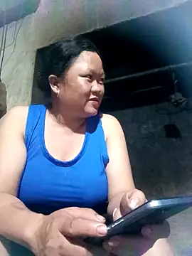 Snapshot of riso-00 chatting on October 13, 1:00 pm riso-00 online show from October 13, 1:00 pm