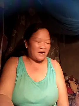 Snapshot of riso-00 chatting on October 20, 4:40 pm riso-00 online show from October 20, 4:40 pm