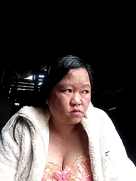 Snapshot of riso-00 chatting on October 24, 4:42 am riso-00 online show from October 24, 4:42 am