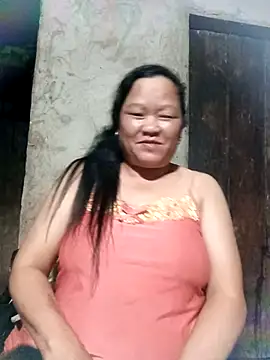 Snapshot of riso-00 chatting on November 8, 3:23 pm riso-00 online show from November 8, 3:23 pm