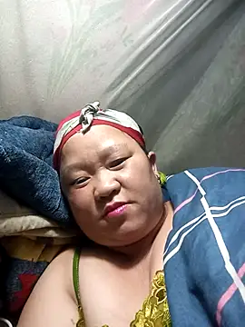 Snapshot of riso-00 chatting on January 8, 3:58 pm riso-00 online show from January 8, 3:58 pm