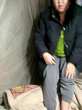 Snapshot of riso-00 chatting on January 9, 10:55 pm riso-00 online show from January 9, 10:55 pm