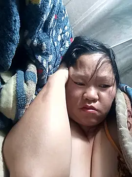 Snapshot of riso-00 chatting on January 13, 11:43 pm riso-00 online show from January 13, 11:43 pm