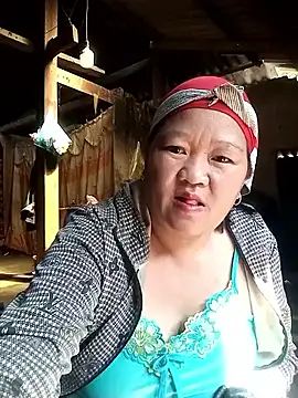 Snapshot of riso-00 chatting on February 6, 5:23 am riso-00 online show from February 6, 5:23 am