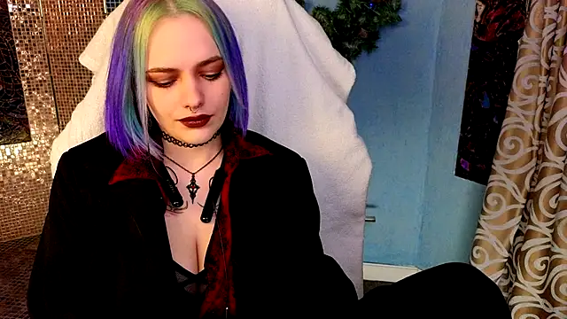 Eniferi online show from December 23, 8:45 am