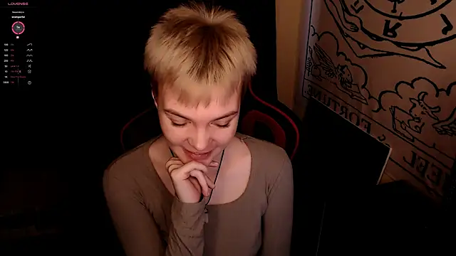 KrisNeal online show from November 2, 10:06 am