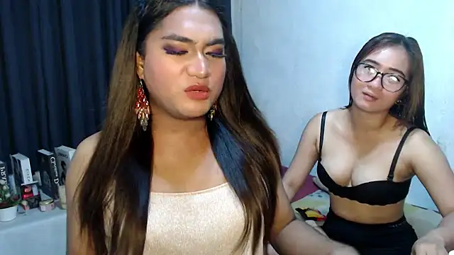 Elysia Fox online show from March 2, 6:36 am