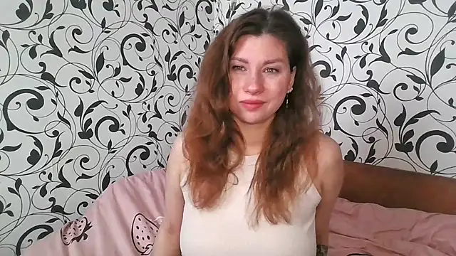 YourEmilie online show from February 19, 9:49 am