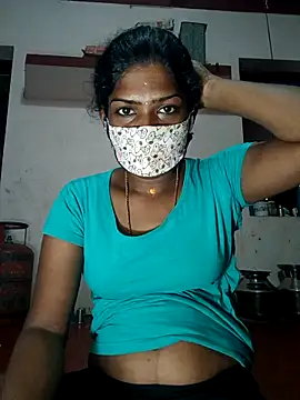 Snapshot of Tamil_Kavitha chatting on October 24, 12:01 pm Tamil Kavitha online show from October 24, 12:01 pm