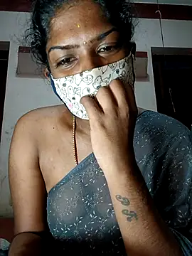 Snapshot of Tamil_Kavitha chatting on October 27, 8:24 pm Tamil Kavitha online show from October 27, 8:24 pm