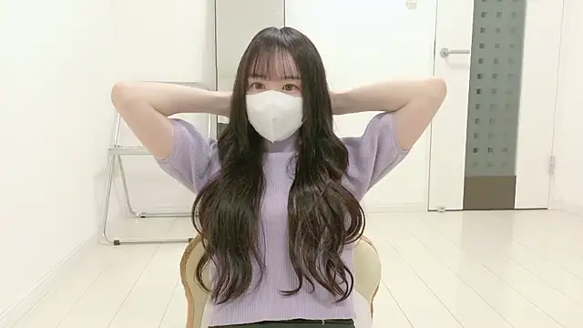  Mia land  online show from February 13, 1:18 pm