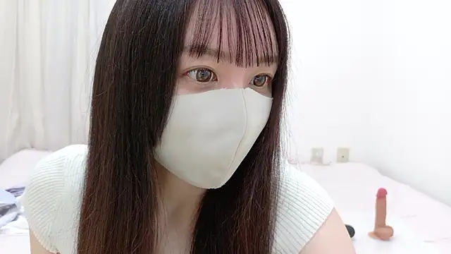  Mia land  online show from March 25, 1:06 pm