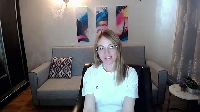 shy hot cat online show from October 15, 6:57 am