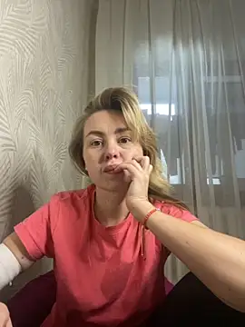 MartaLuna  online show from October 31, 1:56 pm