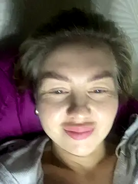 MartaLuna  online show from November 16, 7:41 pm