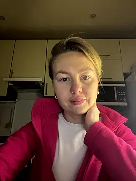 MartaLuna  online show from January 9, 3:26 pm