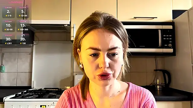 MartaLuna  online show from March 4, 10:10 am