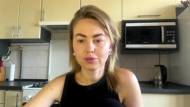 MartaLuna  online show from March 26, 11:05 am