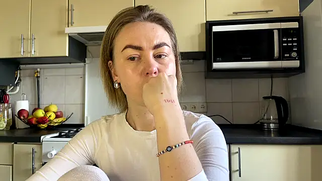 MartaLuna  online show from March 27, 10:15 am