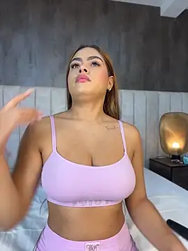 MayaMoanXXX online show from May 8, 1:16 pm