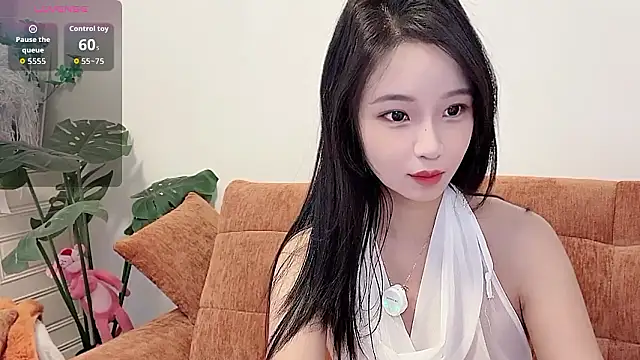 Snapshot of qiqi-2025 chatting on January 8, 10:56 pm qiqi-2025 online show from January 8, 10:56 pm