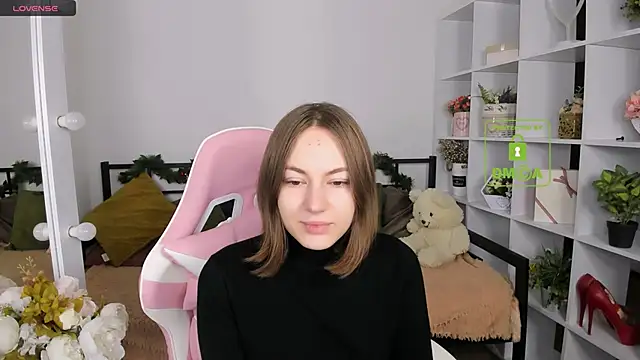 Elma Lily online show from December 21, 6:53 am