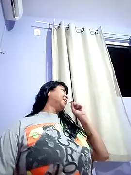 Snapshot of Pantera-Samy chatting on October 7, 5:15 am Pantera-Samy online show from October 7, 5:15 am