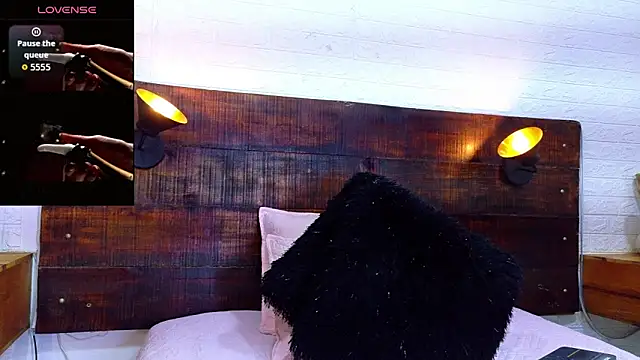 JhosuaVega online show from October 17, 6:54 pm