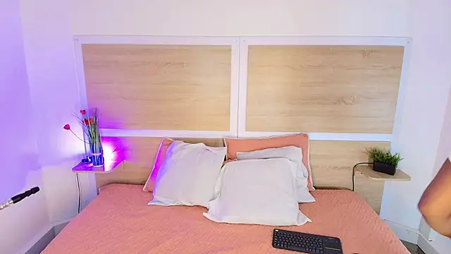 Snapshot of ValeryCortezm chatting on September 30, 11:48 am ValeryCortezm online show from September 30, 11:48 am