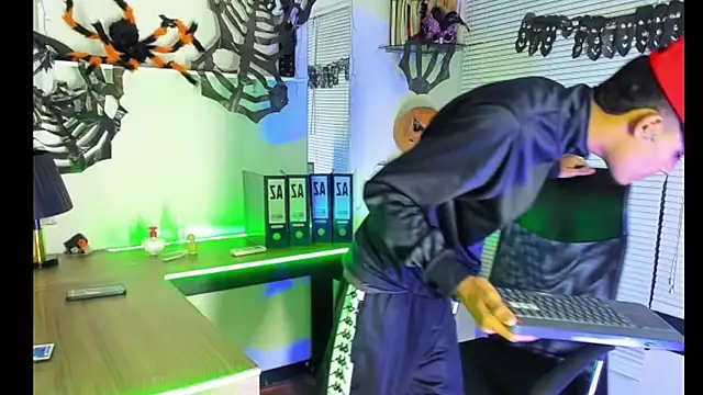 xxKamadevaxx online show from October 12, 1:21 pm