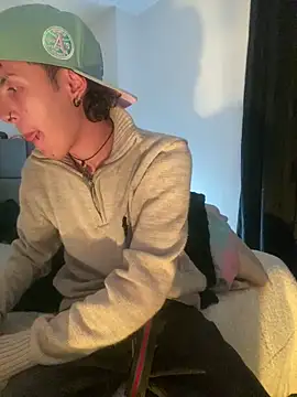 NaytonFreeman online show from October 17, 12:14 am