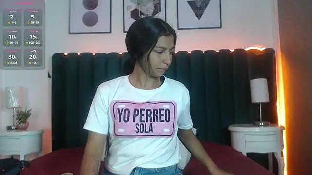 Keila Fg online show from November 25, 7:58 pm