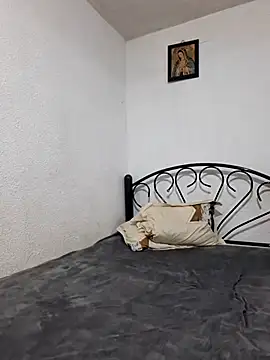 saull234 online show from February 2, 3:27 am