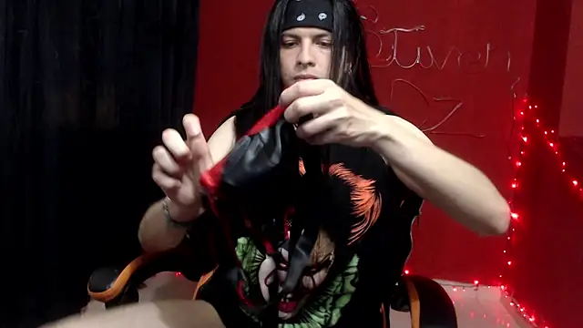 stvn hot online show from January 17, 12:04 am