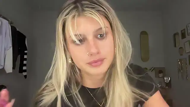 AnnGrayson online show from October 13, 1:16 am