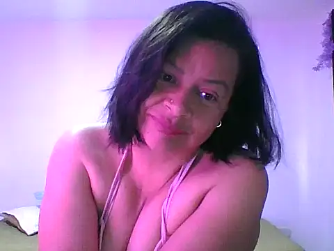 adri89-g online show from September 12, 12:49 pm