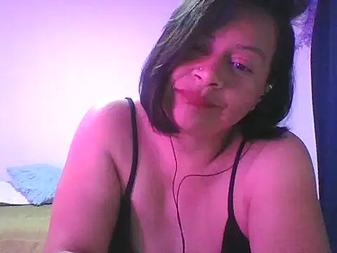 adri89-g online show from September 16, 1:06 am