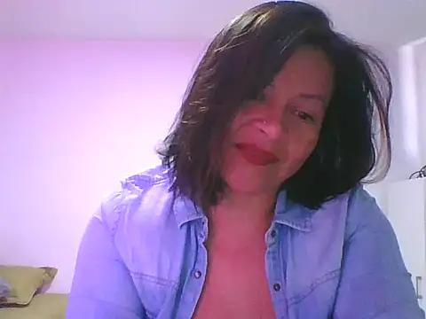 adri89-g online show from October 26, 3:18 pm