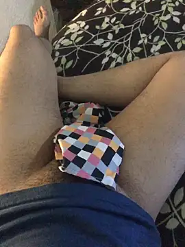 Snapshot of Jonpideme chatting on November 13, 9:58 pm Jonpideme online show from November 13, 9:58 pm